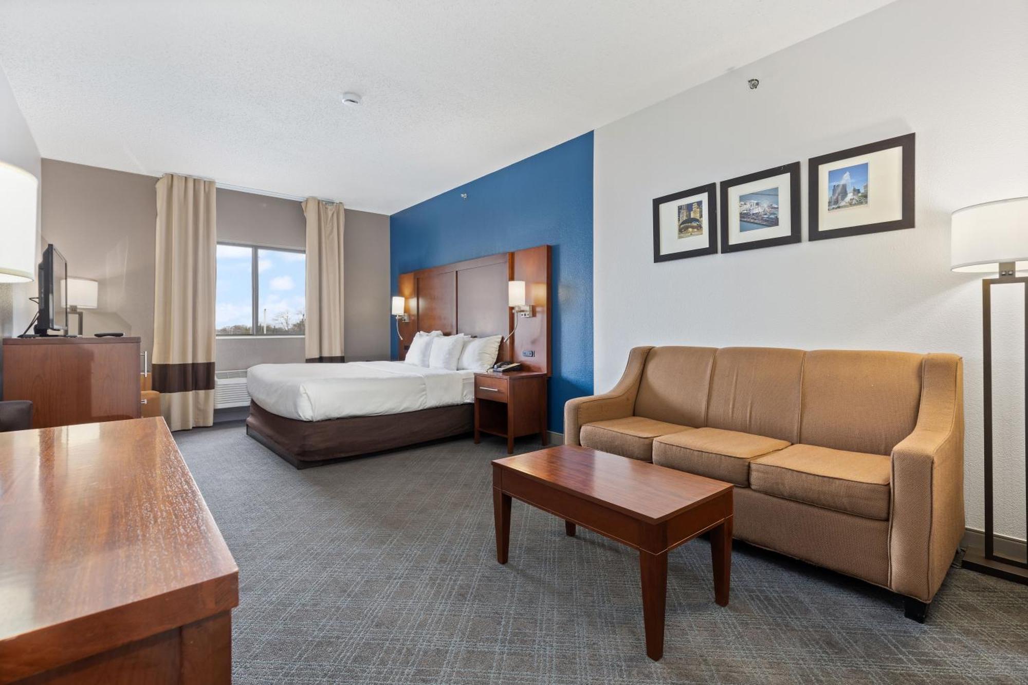 Comfort Suites Lombard/Addison Exterior photo